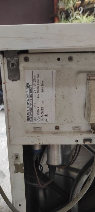 Пральні  машини фірми Whirlpool , Siemens і  LG під запчастини чи ремонт
