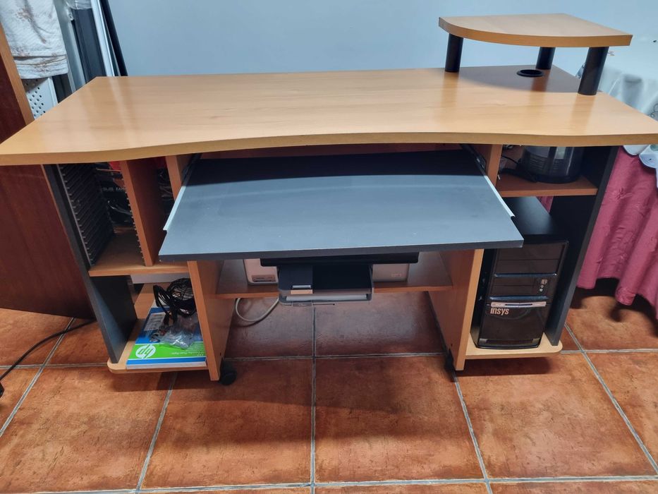 Secretaria Madeira Para Escritório com Rodas