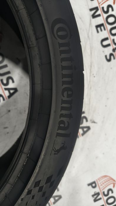 2 pneus semi novos 225-40R18 Continental - Oferta dos Portes