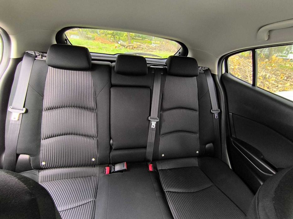 Mazda 3 SkyActive 1.5 Gasolina