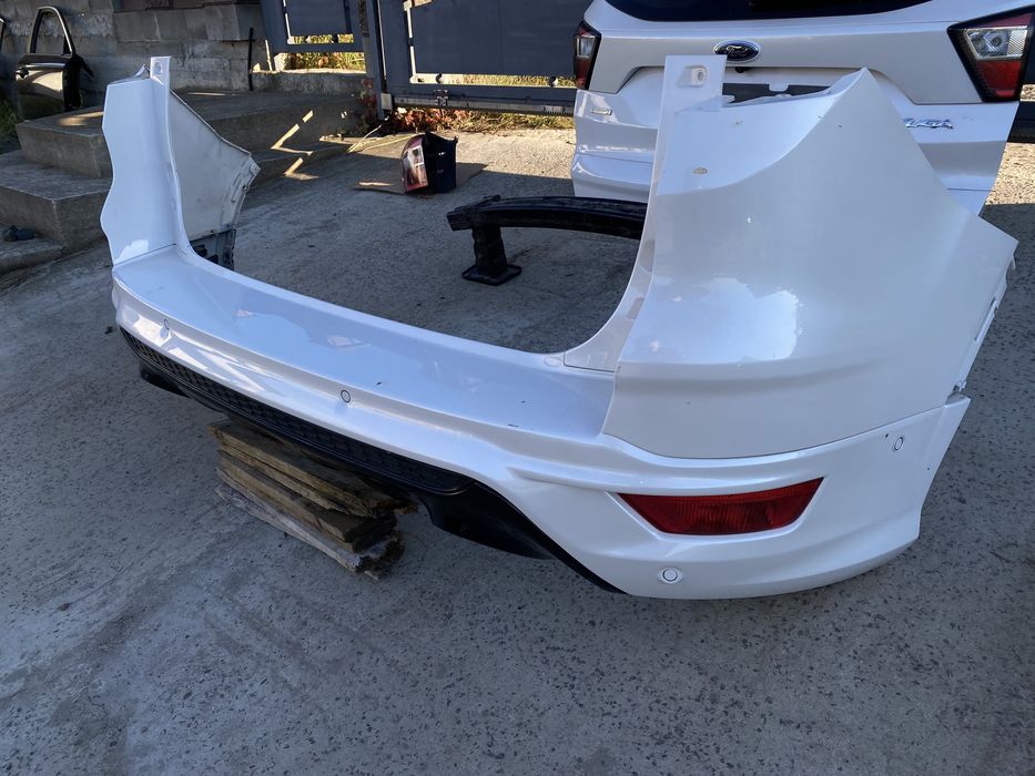 Ford Escape, Kuga mk2 кришка багажника, бампер, фанарі, підсилювач