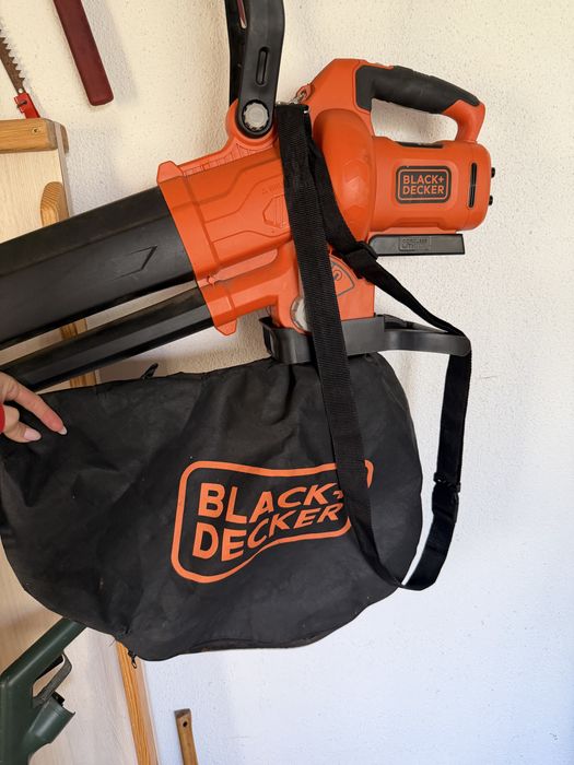 Soprador/Aspirador/Triturador 3 em 1 36V Black & Decker BCBLV3625L1