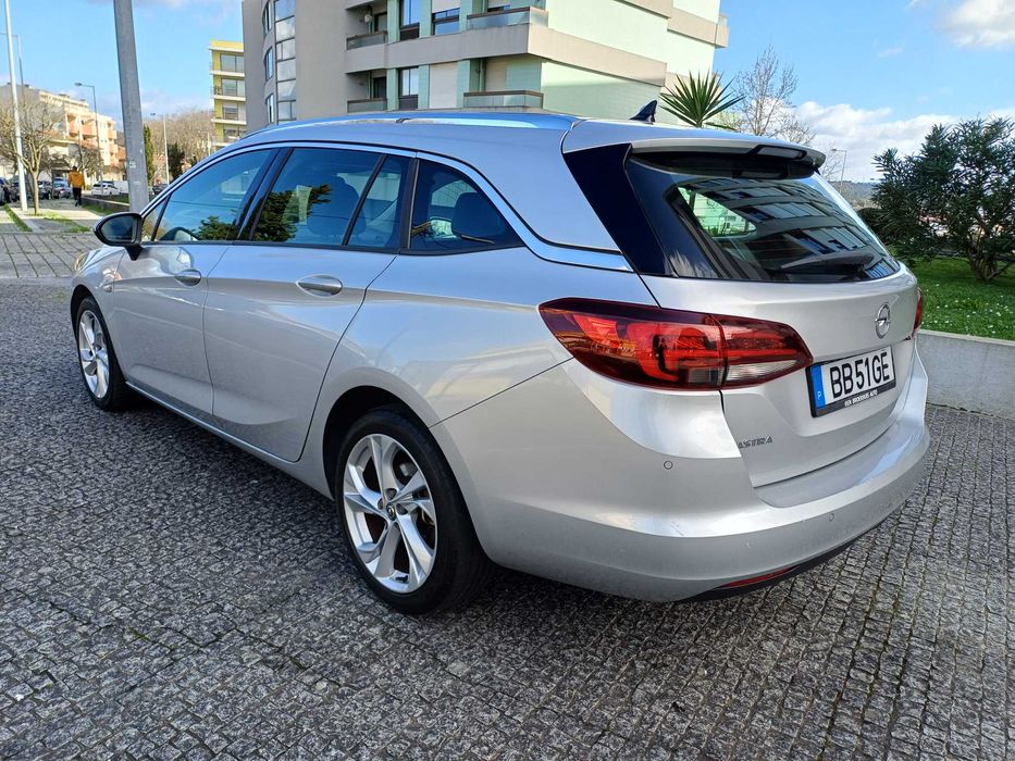 Opel Astra  Sports tourer 1.6 cdti 183 mil km