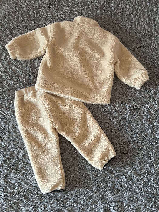 Теплый костюм Zara