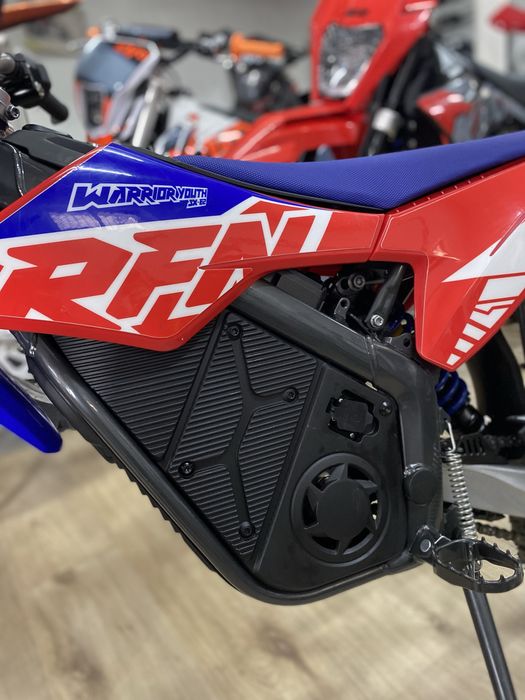 Elektryczny cross pitbike Apollo RFN Warrior Youth SX-E2