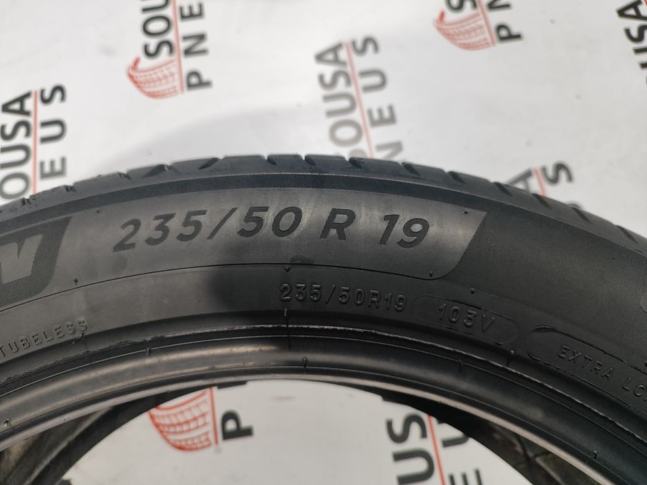 2 pneus semi novos 235-50R19  103V Oferta dos Portes