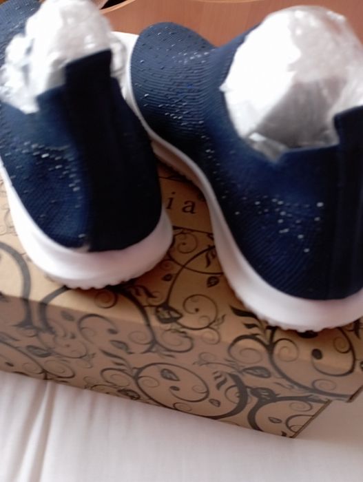 Buty damskie wiosene 37