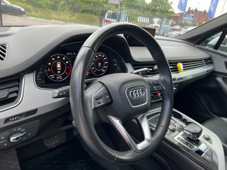 Продам Ауді Q7. Premium+ 2.0 бензин