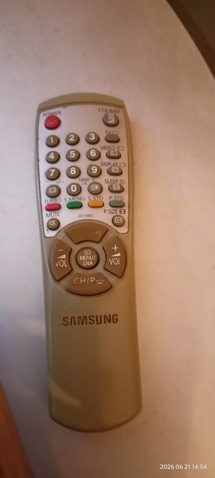 Телевизор Samsung cs-21s8wtq