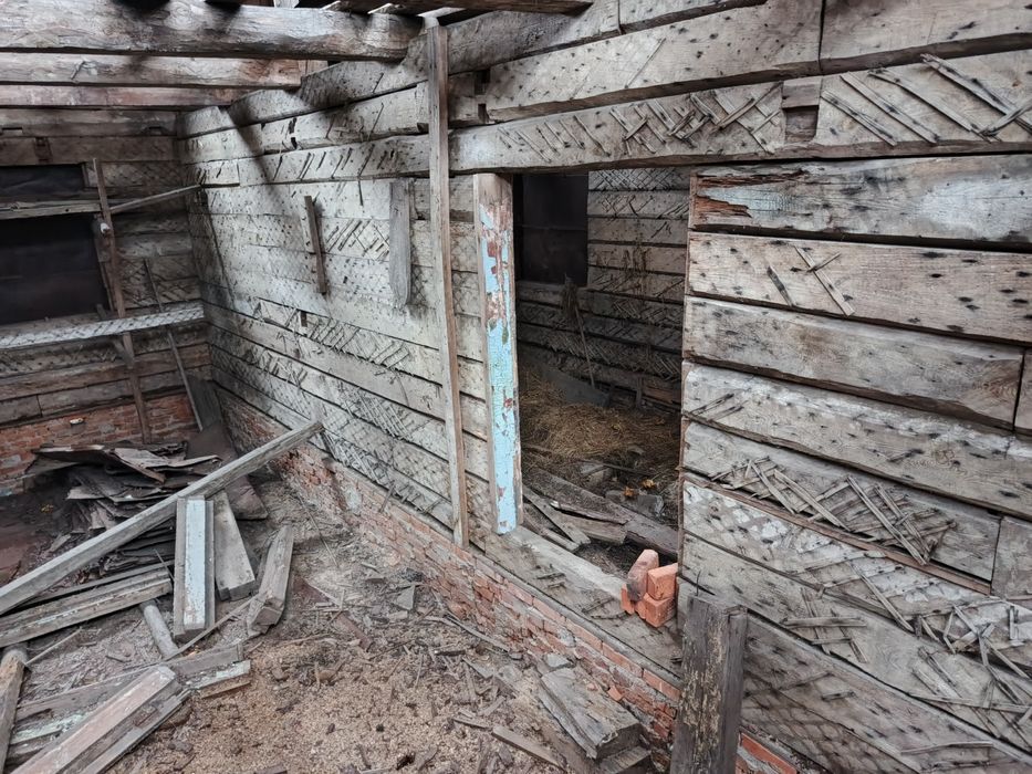 Продам сруб із номером будинку