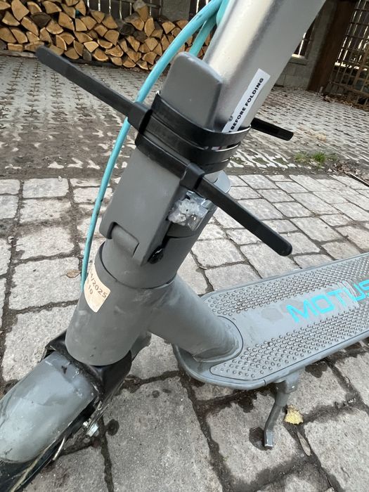 Hulajnoga elektryczna Motus