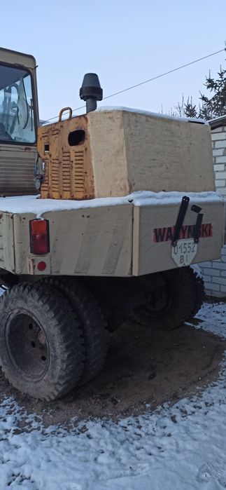 Екскаватор Warynski k406