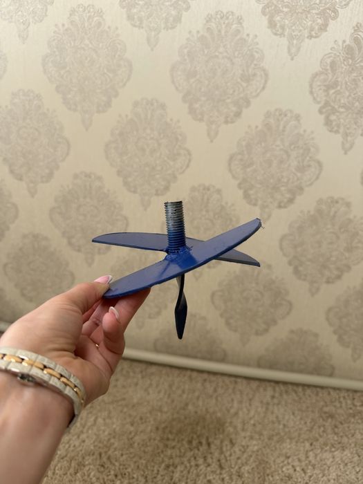 Бур ручной садовый