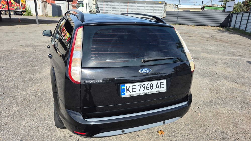 Продам Ford Focus 2 2010 рік 1.6 бензин