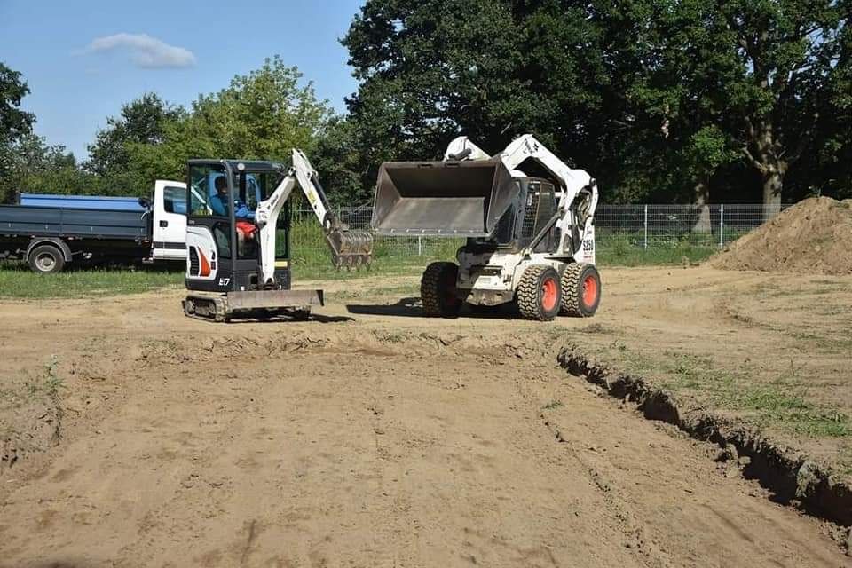 *usługi*wynajem*minikoparka*koparka*wozidło*ładowarka*rębak do drzewa*