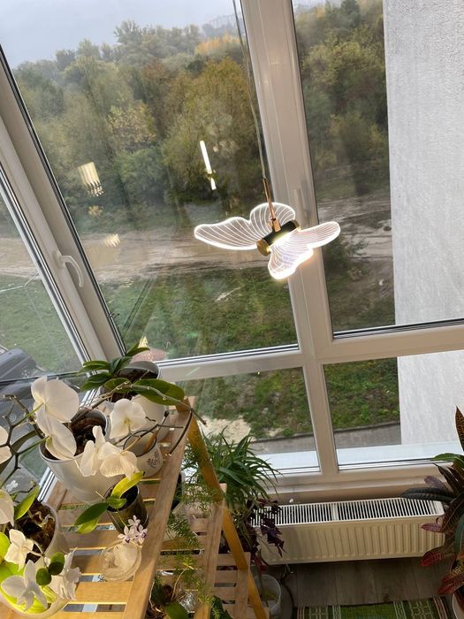 Світильник- метелик, бра, нічник.