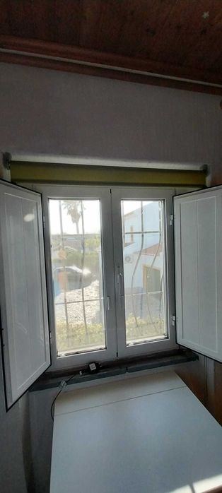 Estore de rolo verde