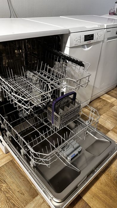 Посудомийна машина BEKO,окремостояча,привезена з Німеччини