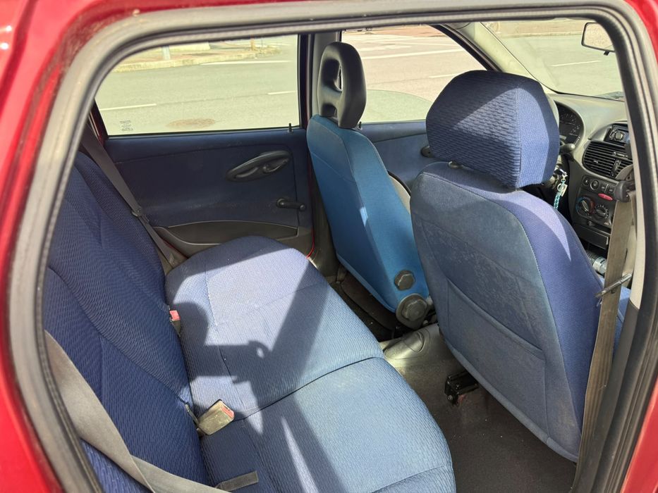 Fiat Punto — fotografia 8