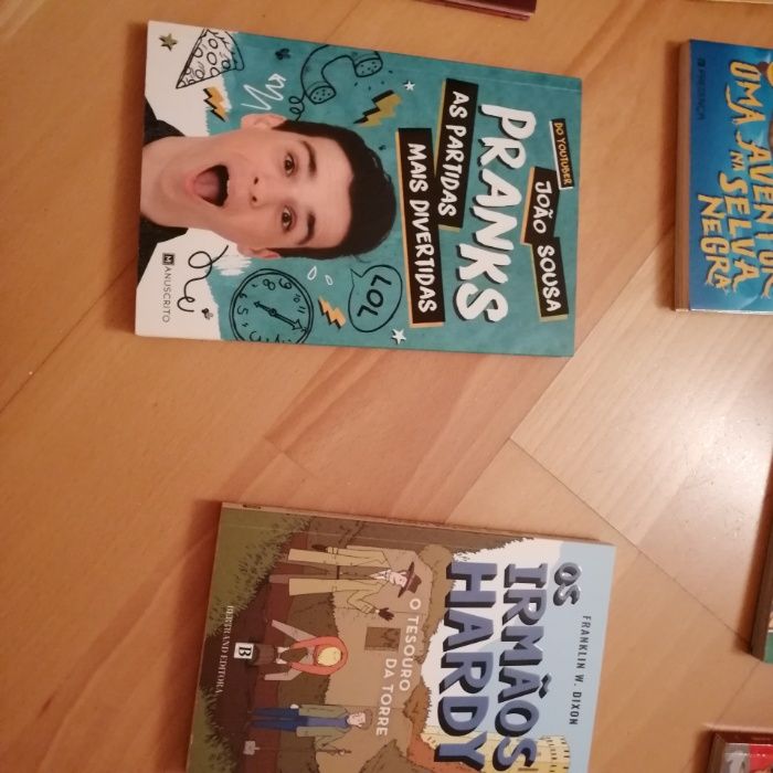 Livros juvenis - novos ou como novos
