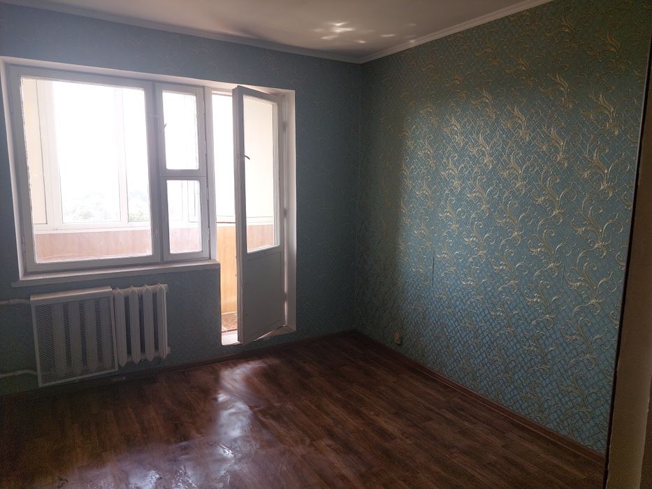 Продам 2х комнатную кв-ру  Киев ул. Радужная 17