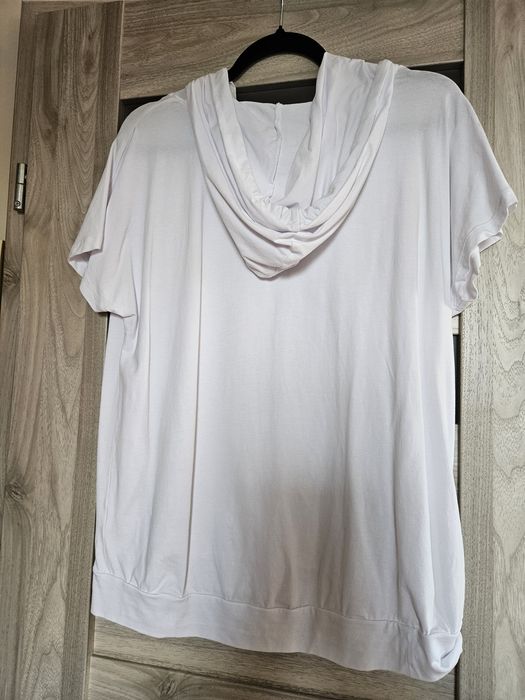 Bluza  damska z krotkim rekawem