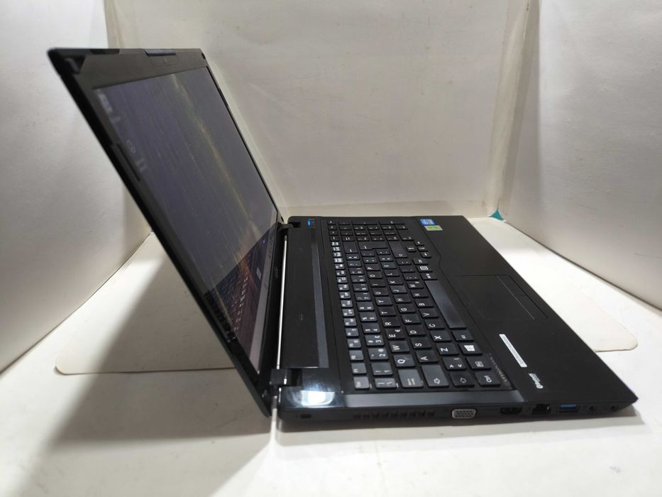 Fujitsu LifeBook AH552 i5 SSD 128GB 8GB ram