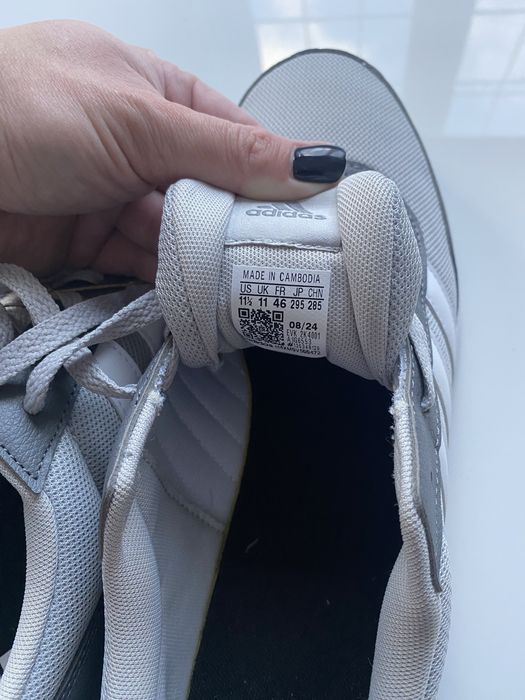 Нові кросівки, Adidas, 46р.