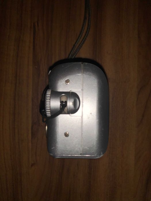 Câmara Fotográfica Digital Olympus FE-100