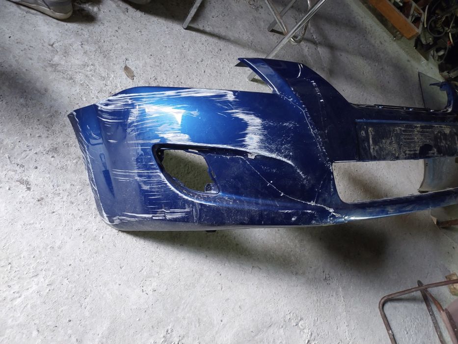 Передній бампер Kia ceed 2008 року