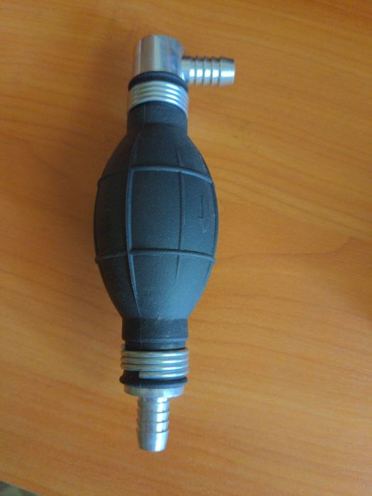 Груша для перекачки топлива