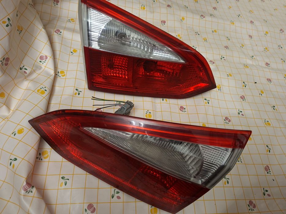 стопи задні фонарі для Ford Focus 3 2011-2014 років.