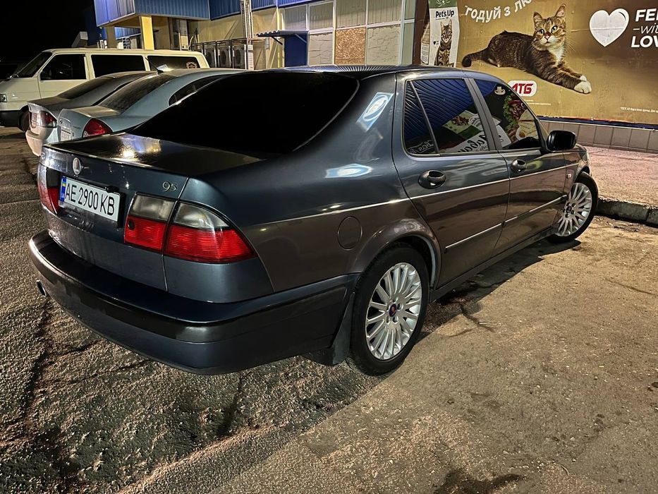 Автомобиль Saab 9⁵