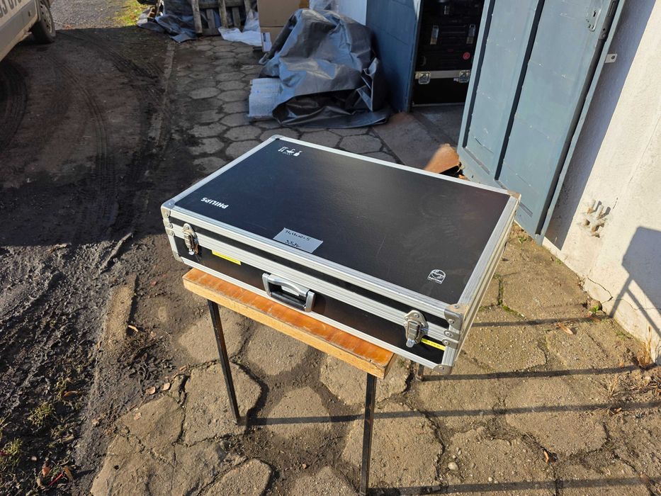 77x49x15 Walizka CASE skrzynia flightcase (dostępne więcej)