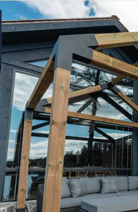 Металеві з'єднувачі брусу для будь яких споруд