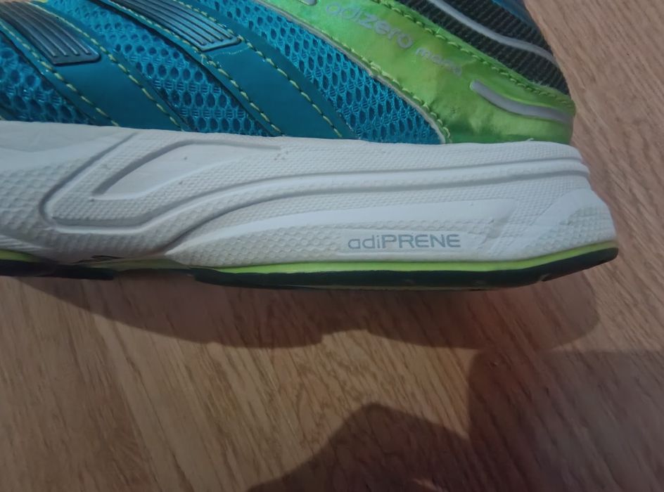 Беговые кроссовки Adidas Adizero Mana 6