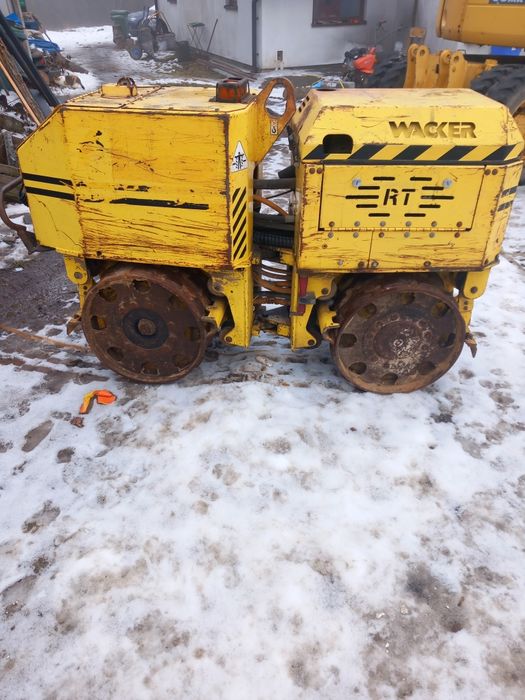 Walec okołkowany Neuson Wacker