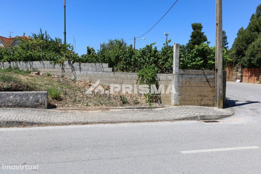 Terreno em Sobreira Formosa com 1357m2