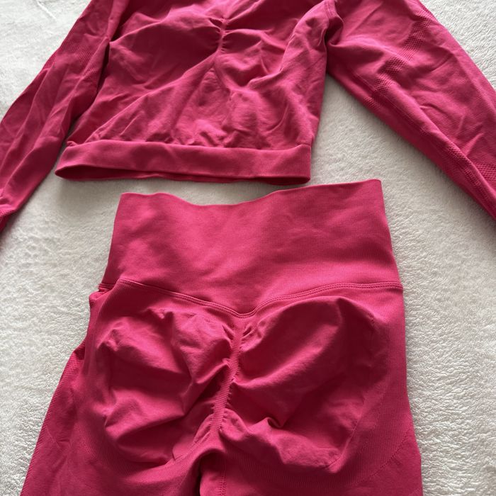 Костюм лосины пуш ап+кроп топ