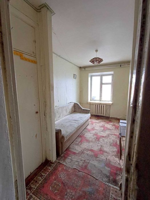 Бюджетна кімната, район Красний міст