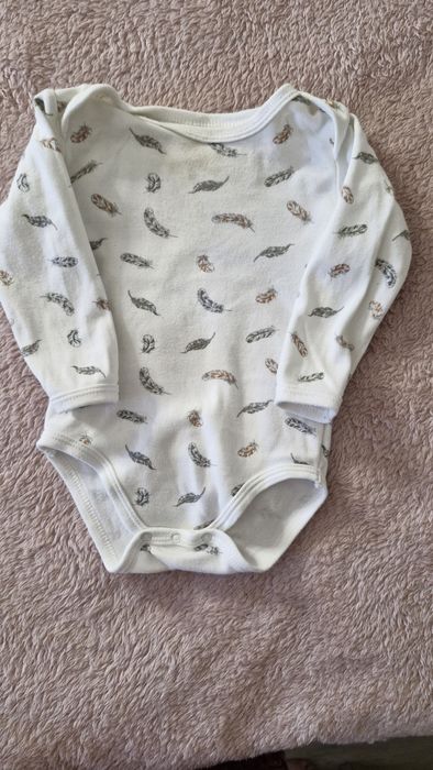 Набор 4 боди Carter's и штаны Н&М на байке + пижама в подарок!