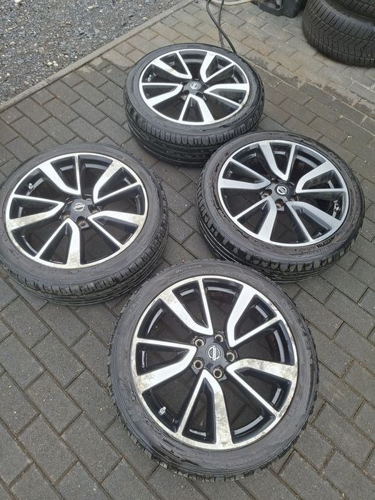 Alufelgi 19' 5x114.3 Nissan 225/45/19 Nexen 6mn