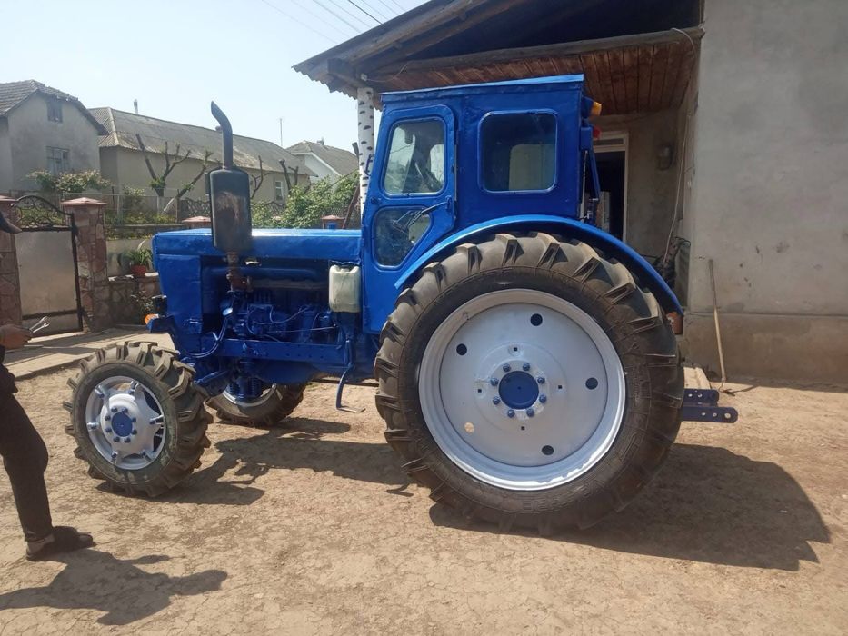 Продам трактор т40