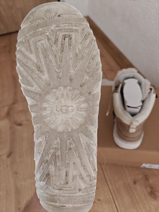 UGG rozm 40 highland hi gtx
