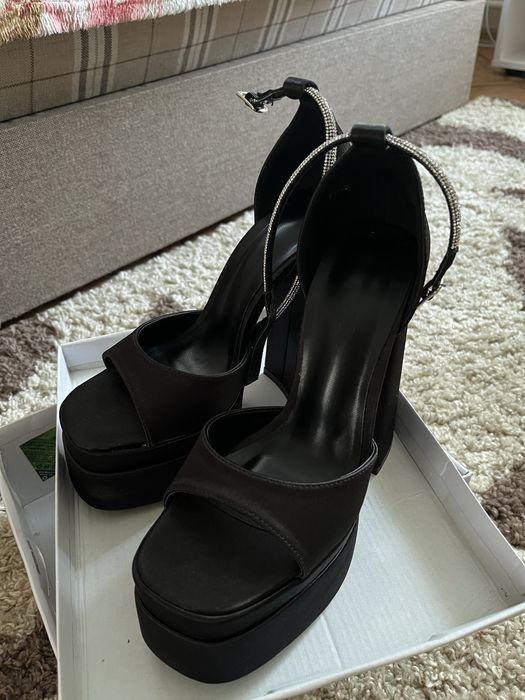 Туфлі братц/versace на високій платформі