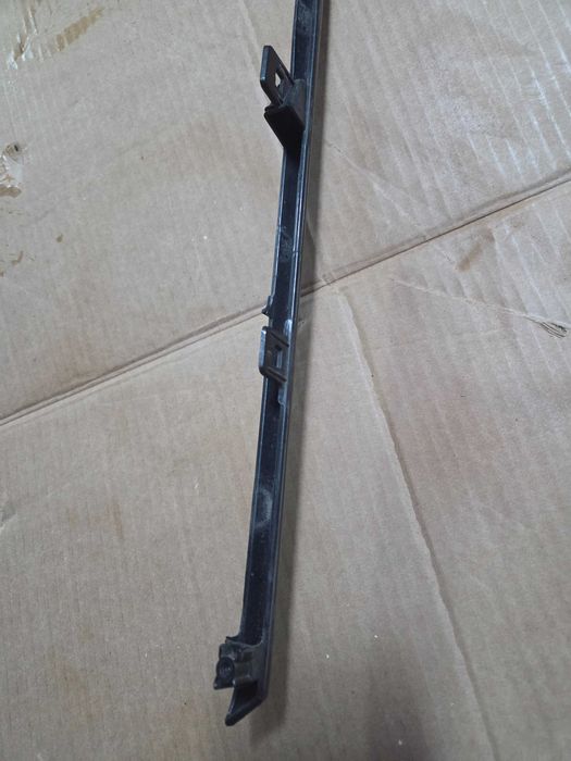 Listwa zderzaka przód, ramka P+L Toyota Corolla E21 (2019-)