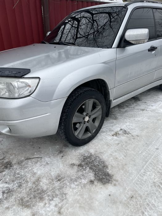 Прдам субару форестер