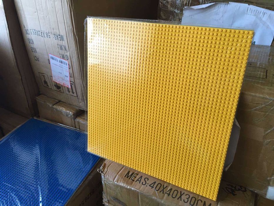 Базова пластина для ЛЕГО, LEGO поле 40х40 см (50х50 крапки)