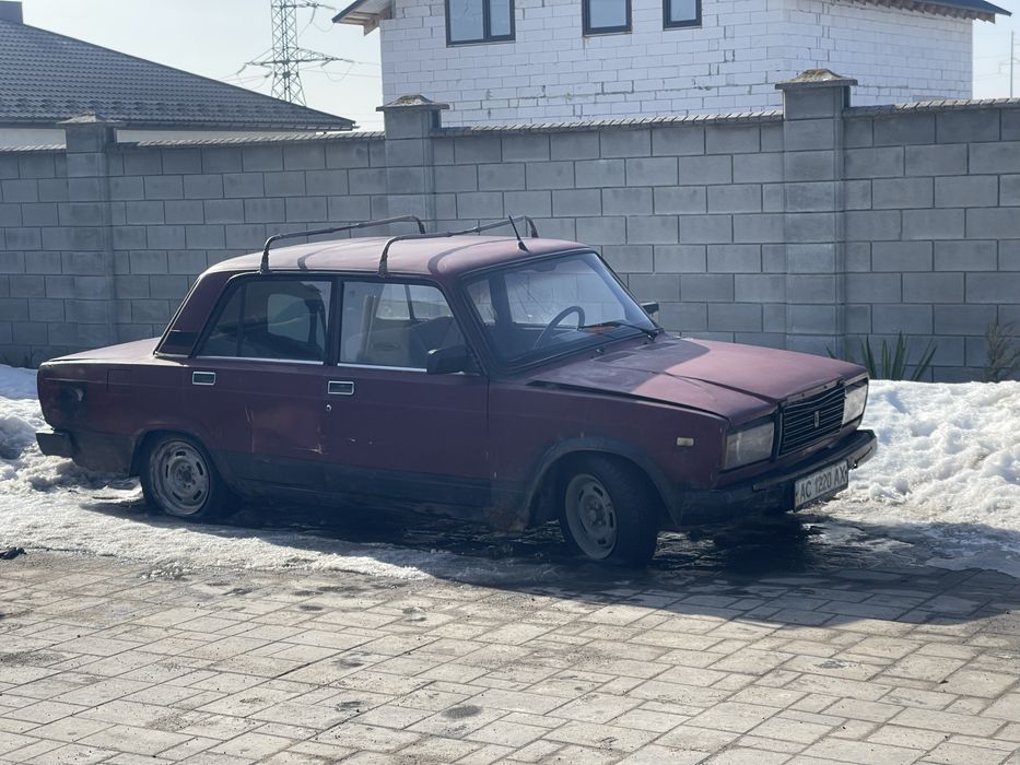 Продам Ваз 2107 2002 1.5 5ст
