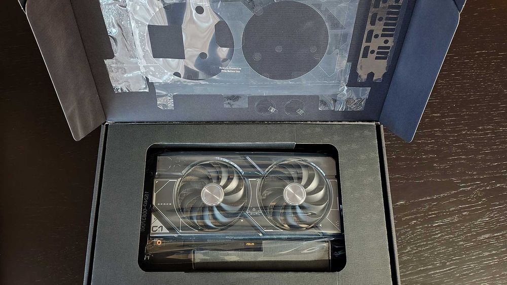 Asus Dual RTX 4070 SUPER 12GB ** Como Nova **